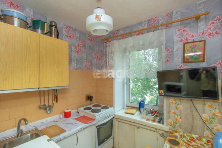 1-комн квартира Ватутина, 10
