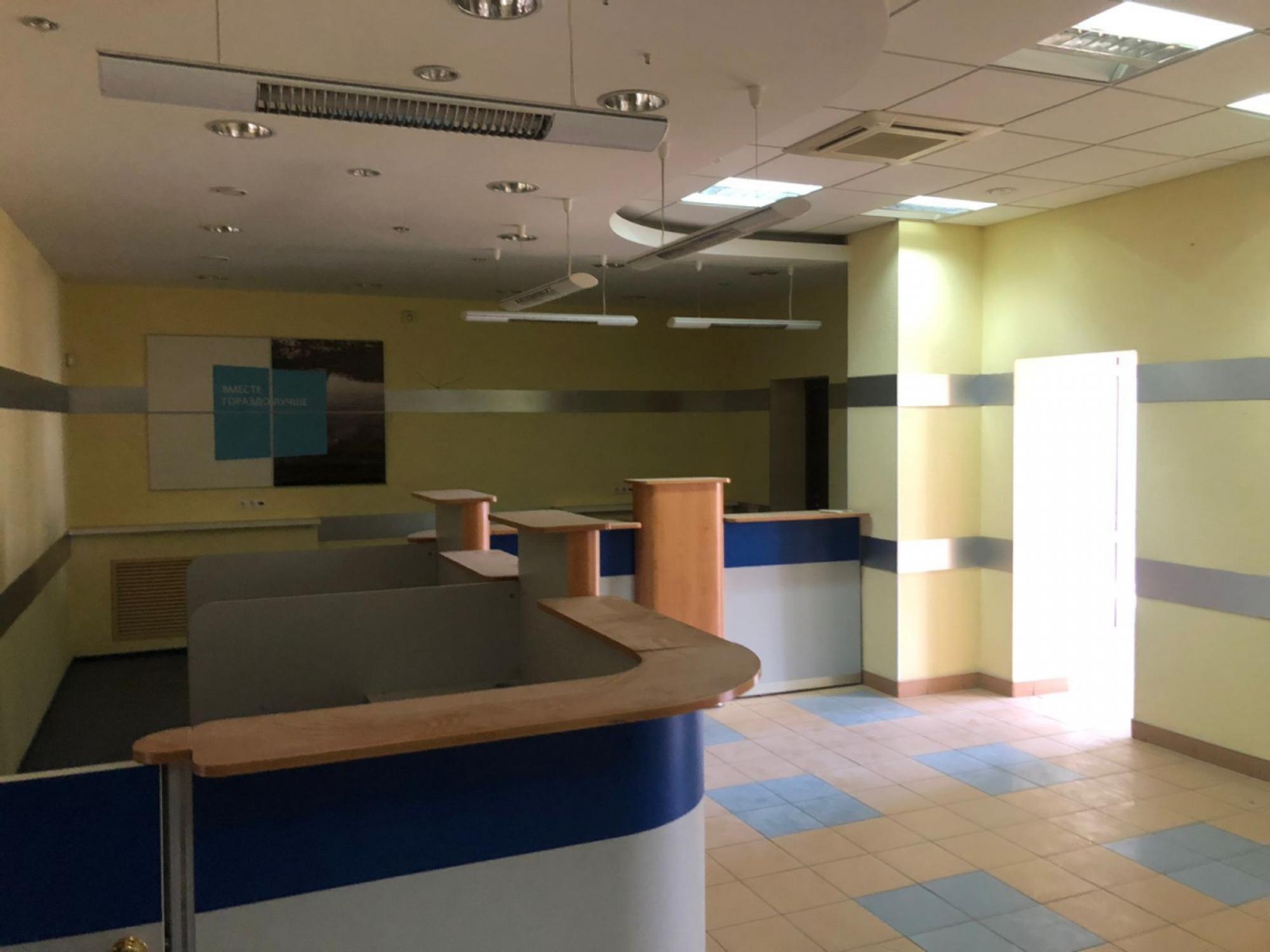Купить офис, помещение под офис за 54 000 000 рублей на ул Социалистическая, 17