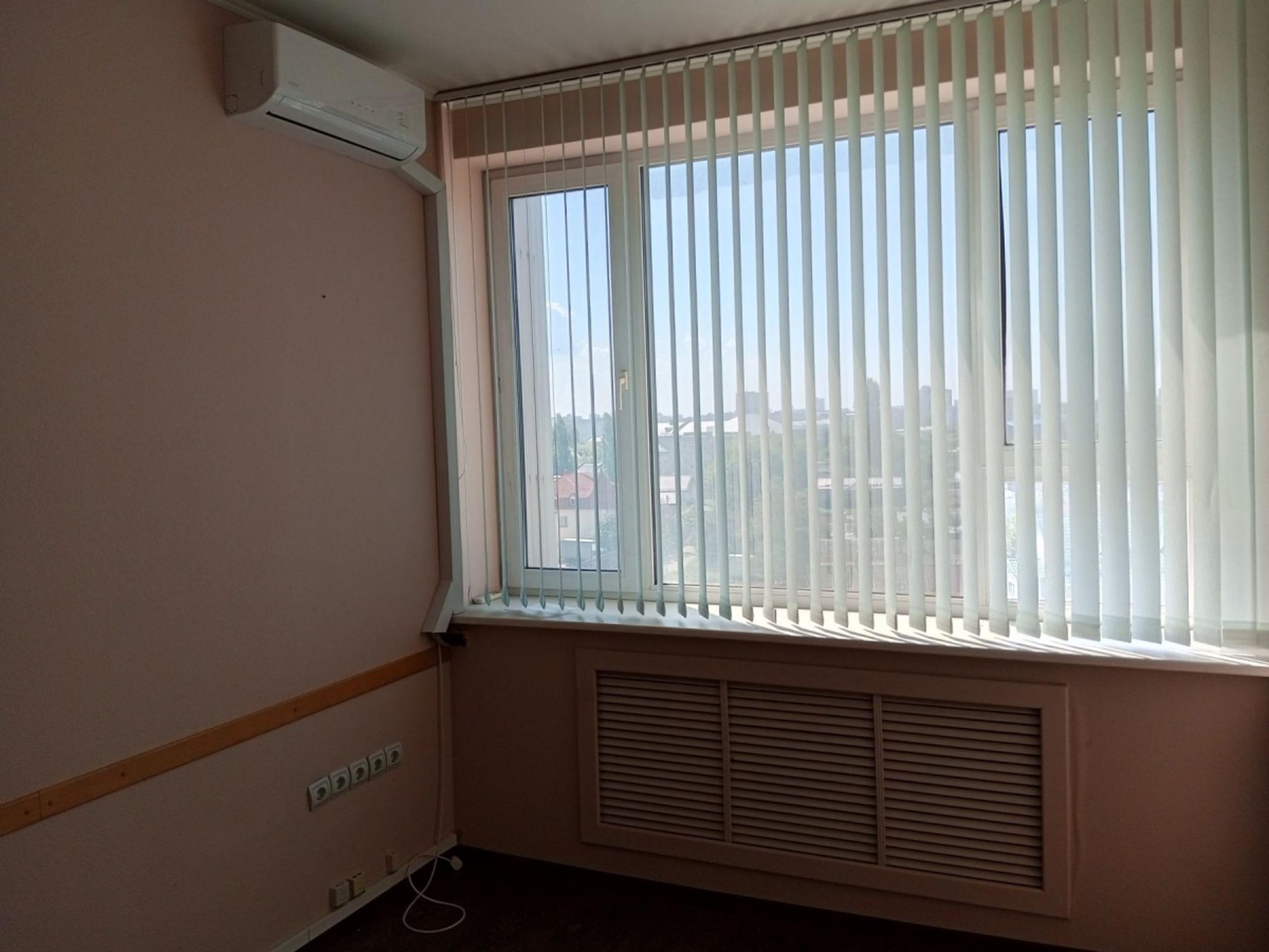Сдать офис, помещение под офис за 14 850 рублей на ул Крайняя, 129