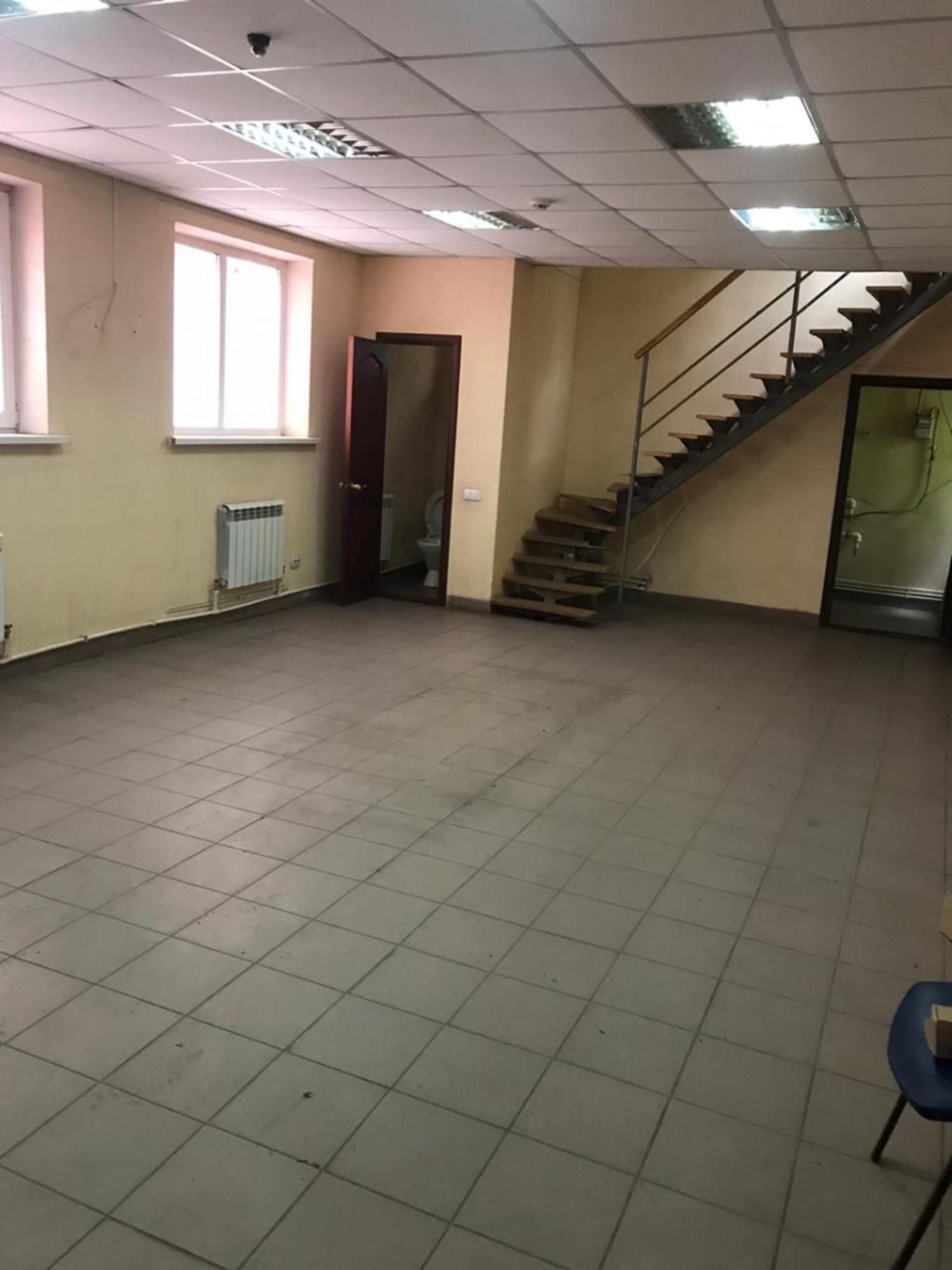 Купить офис, помещение под офис за 9 000 000 рублей на пр-кт Строителей, 8В