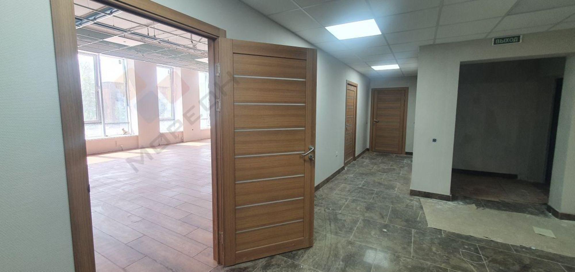 Сдать офис, помещение под офис за 360 000 рублей на Стахановская ул, 1/3