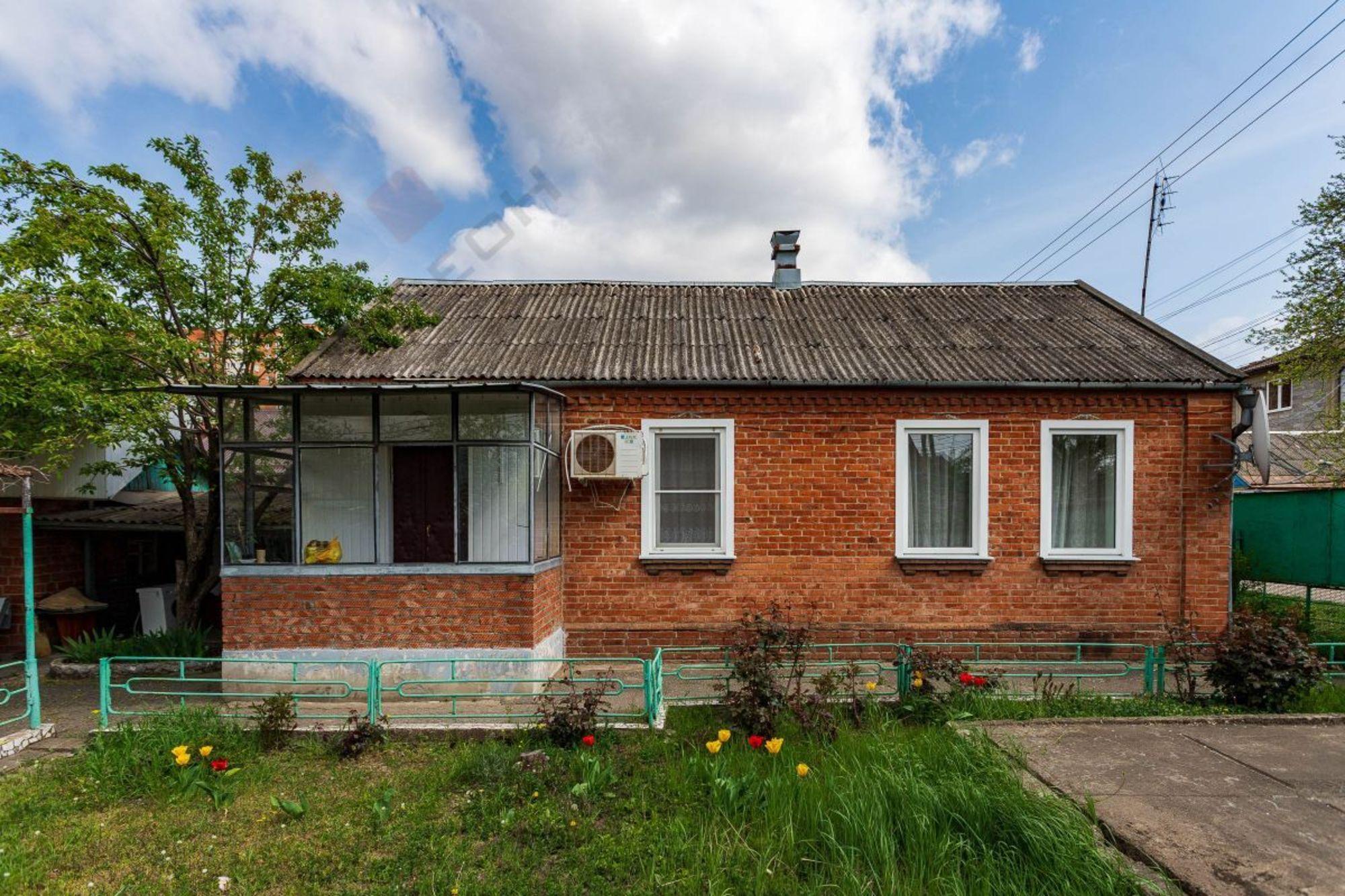 Купить дачу, дом, коттедж за 14 500 000 рублей на Дачная ул, 176