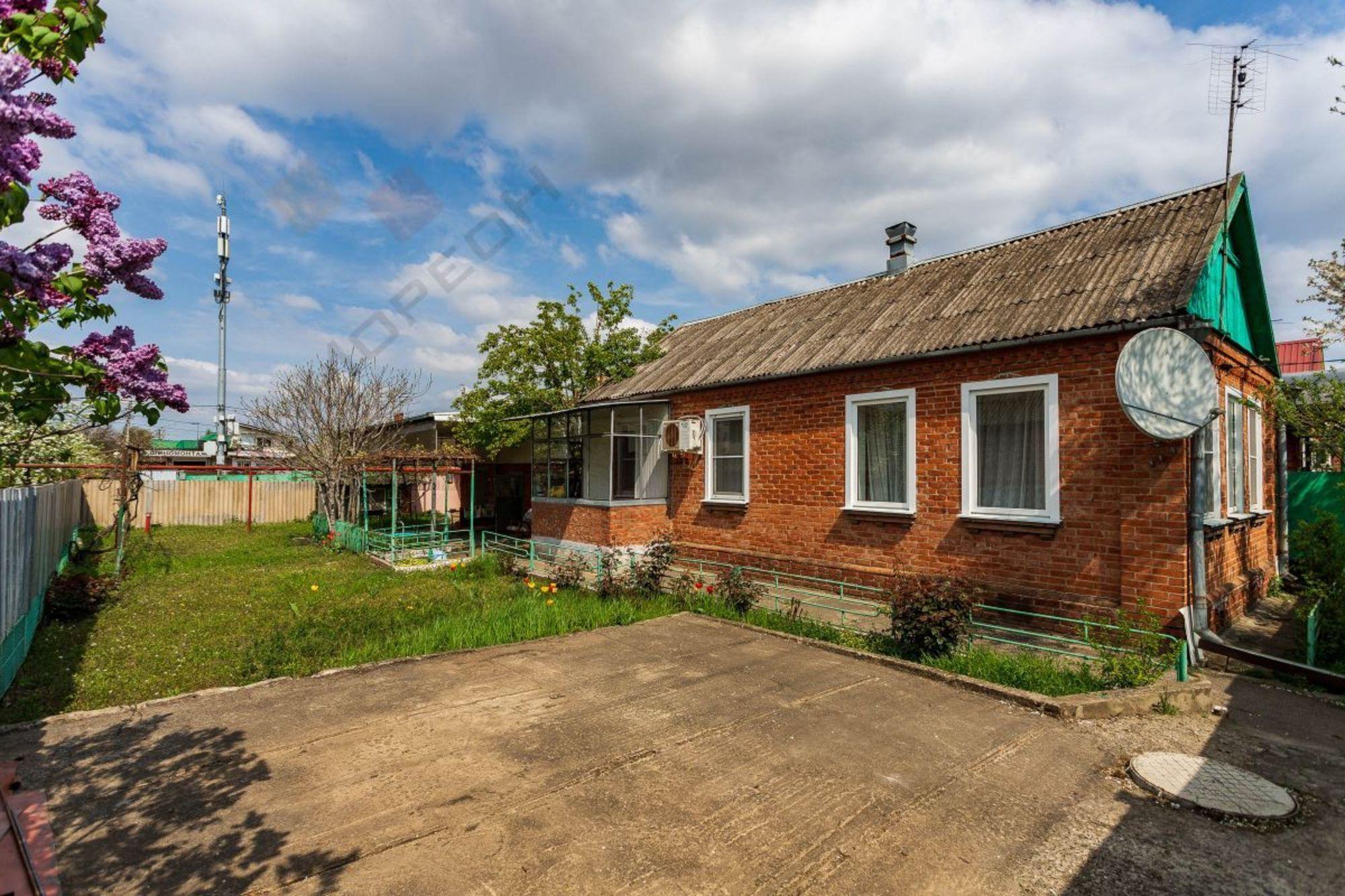 Купить дачу, дом, коттедж за 14 500 000 рублей на Дачная ул, 176