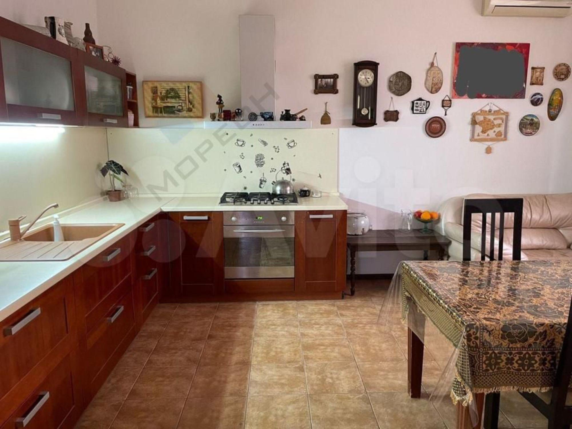 Купить дачу, дом, коттедж за 15 700 000 рублей на Кузнечная ул, 8