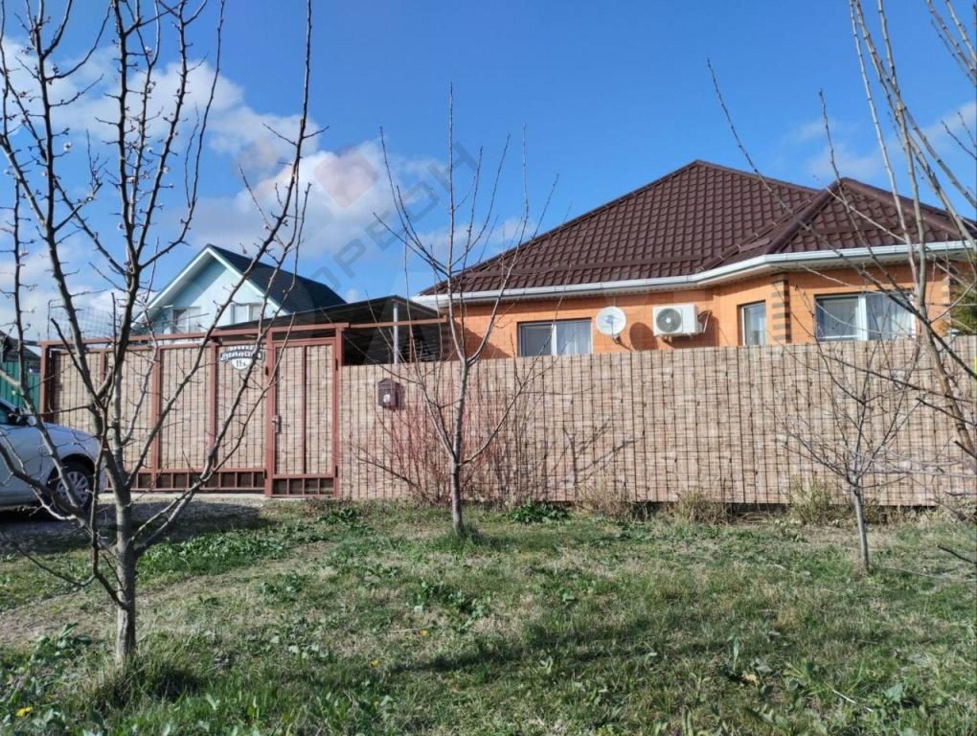 Купить дачу, дом, коттедж за 10 000 000 рублей на Луначарского пр-д, 11/А