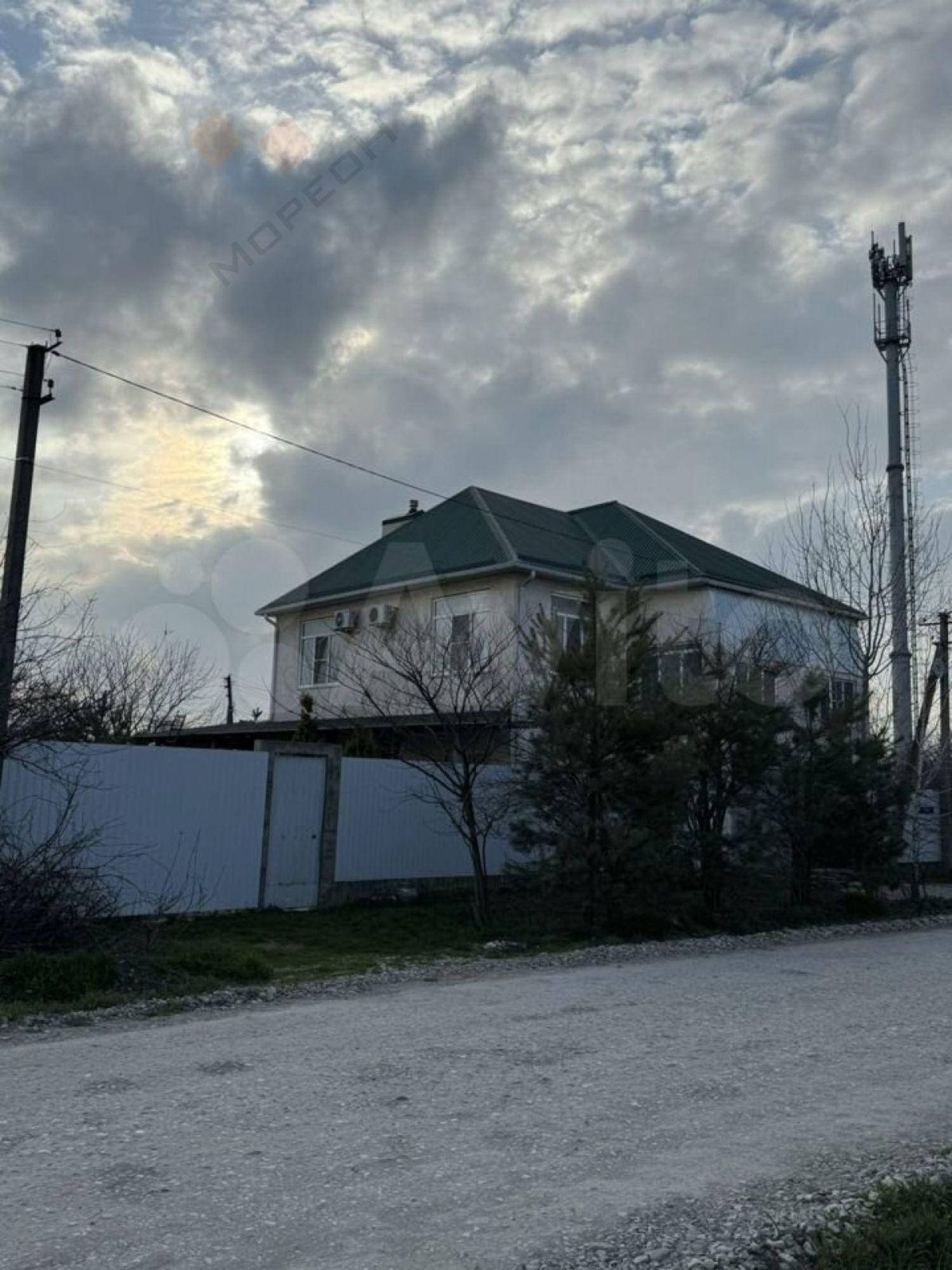 Купить дачу, дом, коттедж за 23 380 000 рублей на Прибрежная ул, 4
