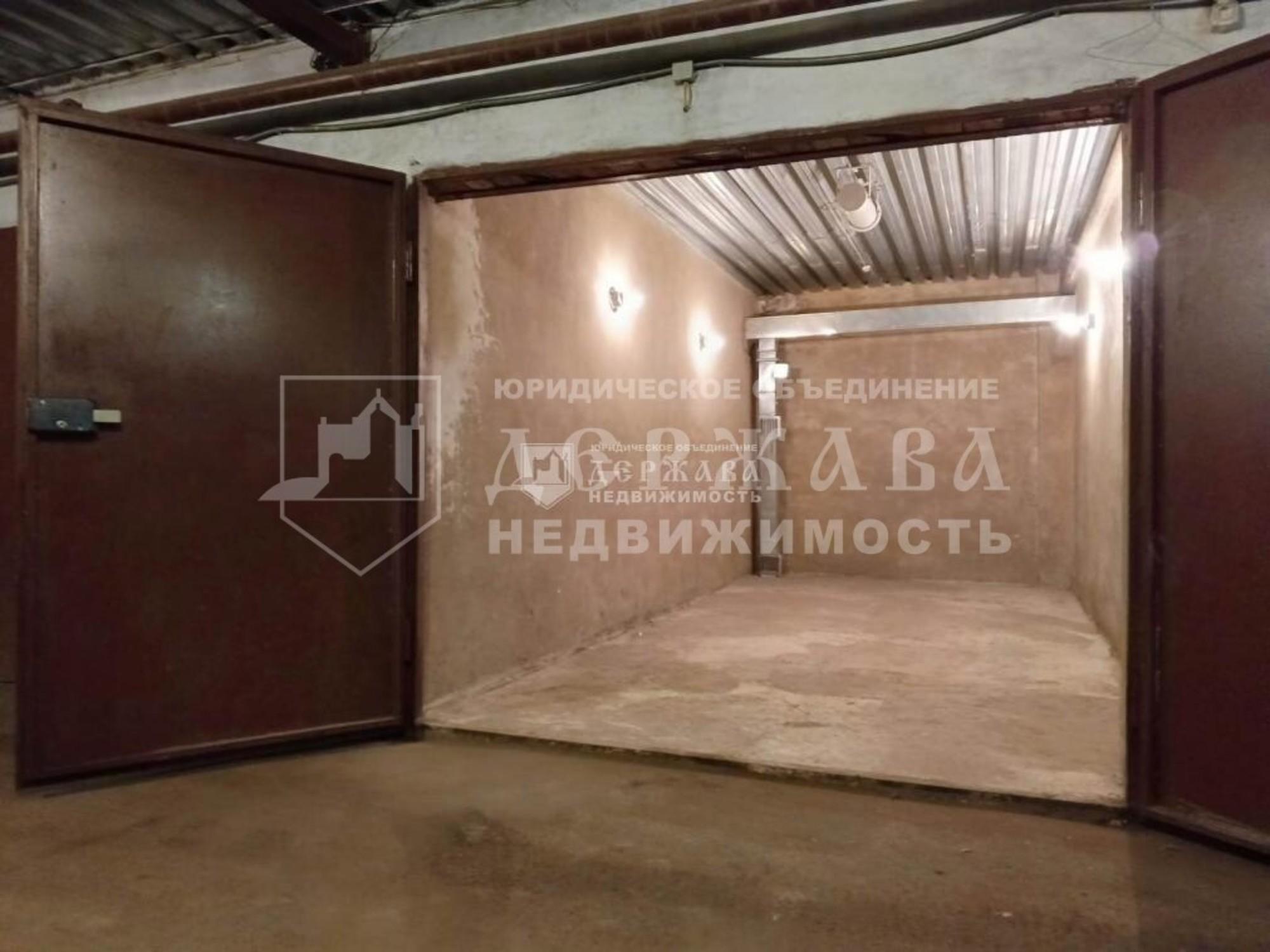 Купить гараж, место в паркинге за 1 800 000 рублей на Ленинградский проспект