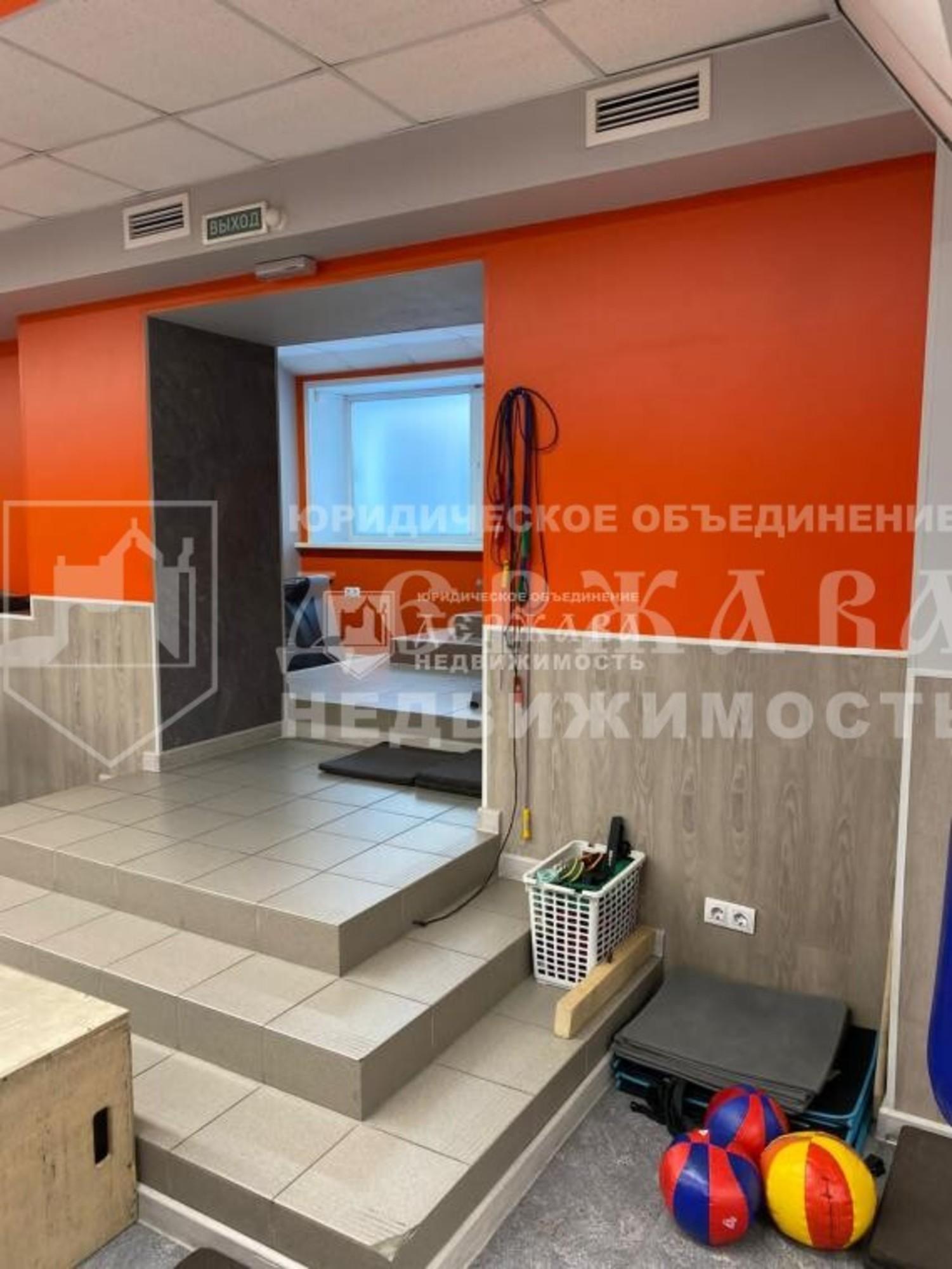 Сдать помещение свободного назначения за 120 000 рублей на Соборная улица