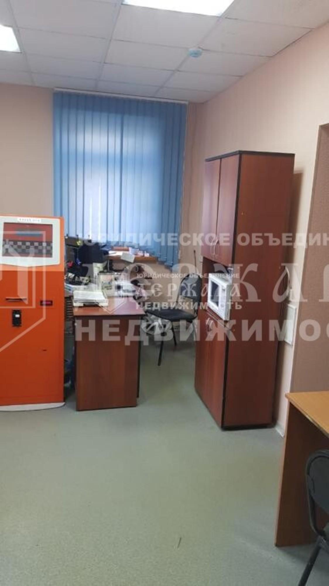 Купить торговое помещение за 10 900 000 рублей на улица Черняховского