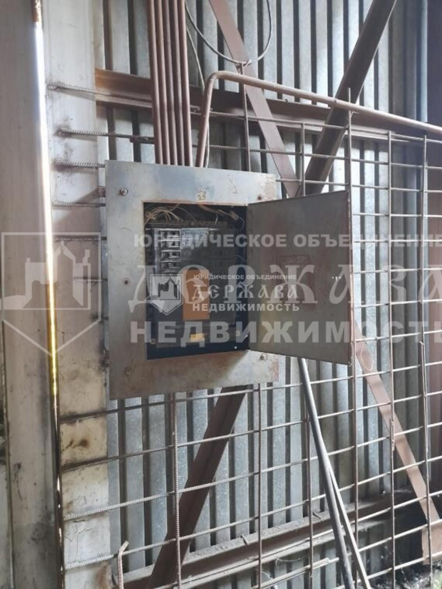 Купить складское помещение за 12 000 000 рублей на Шахтёрская улица