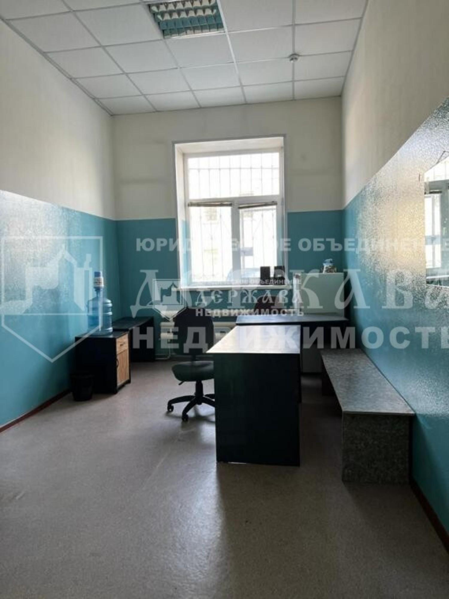 Сдать производственную площадь за 85 000 рублей на Кузнецкий проспект