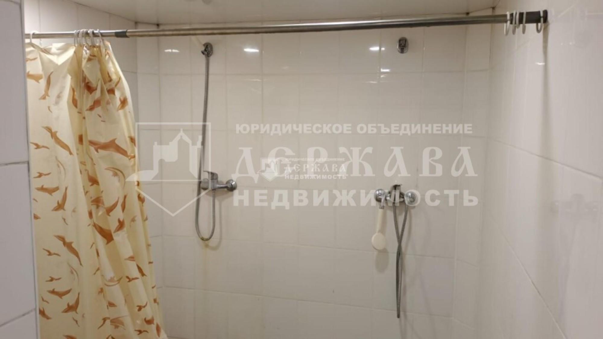 Сдать помещение свободного назначения за 100 000 рублей на Карболитовская улица