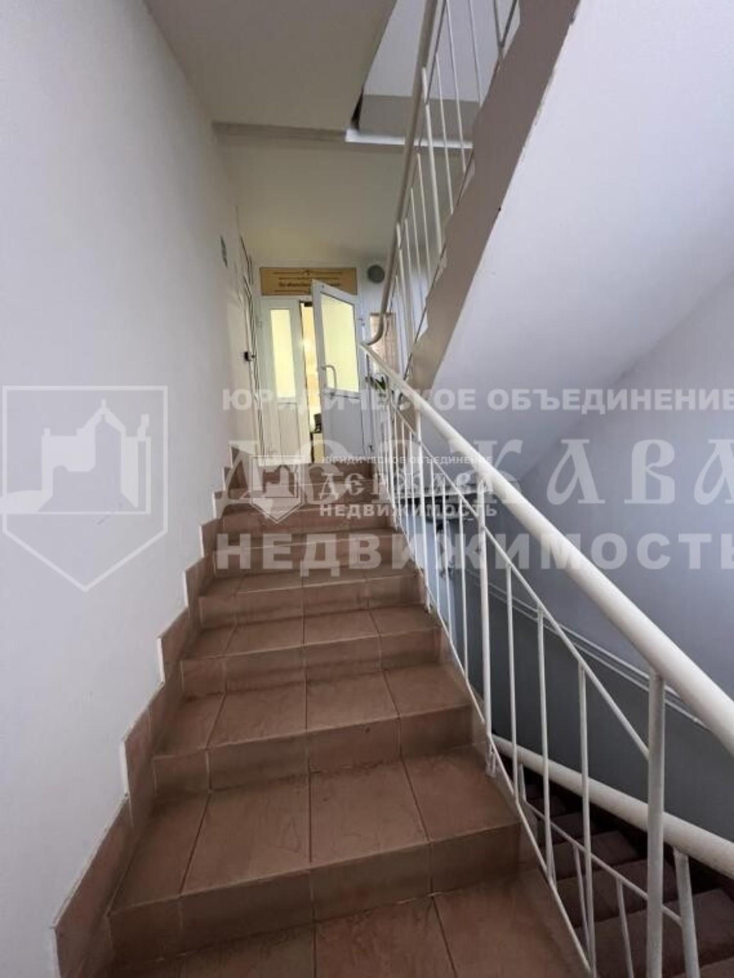 Купить офис, помещение под офис за 7 400 000 рублей на Ленинградский проспект