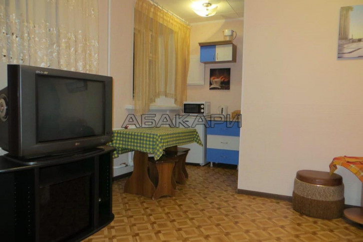 2-комн квартира улица Профсоюзов, 27