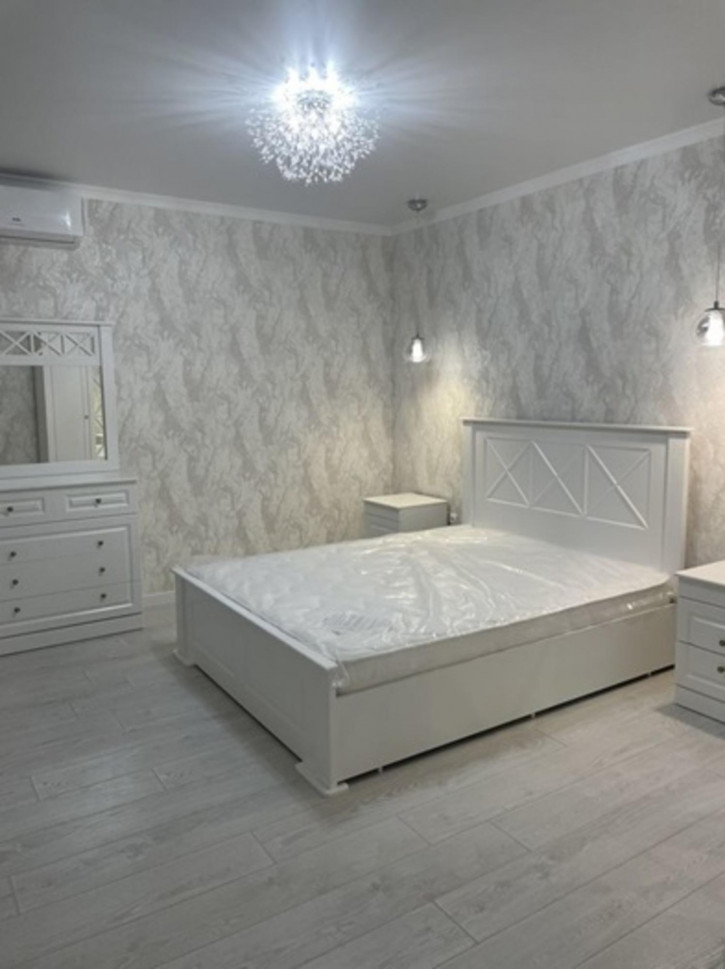 1-комн квартира Урицкого улица, 101