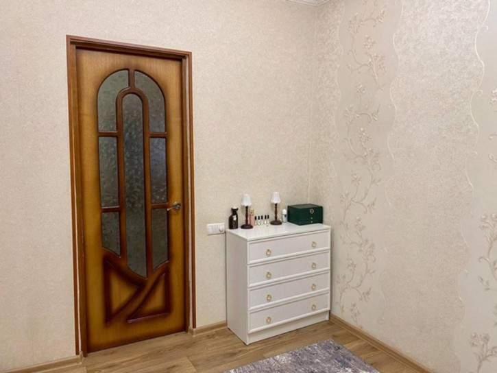 3-комн квартира центральная улица, 101