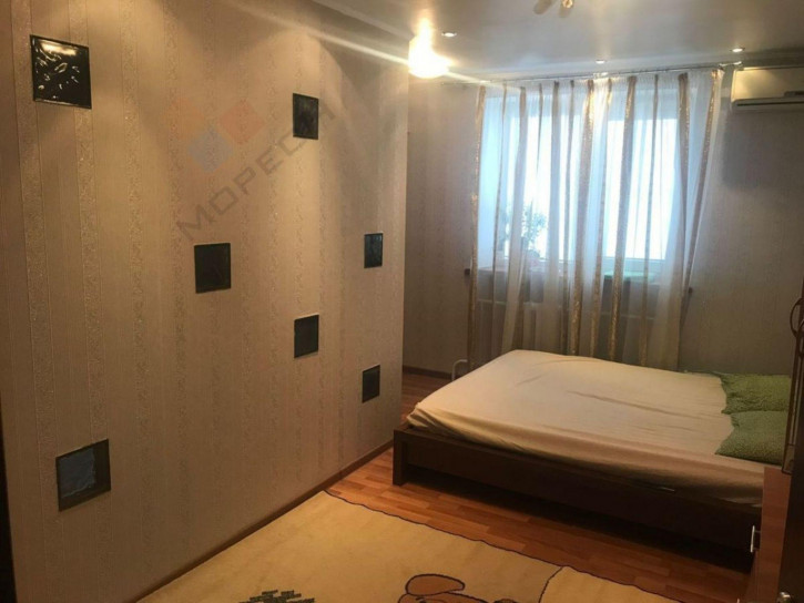 3-комн квартира Бургасская ул, 56/1