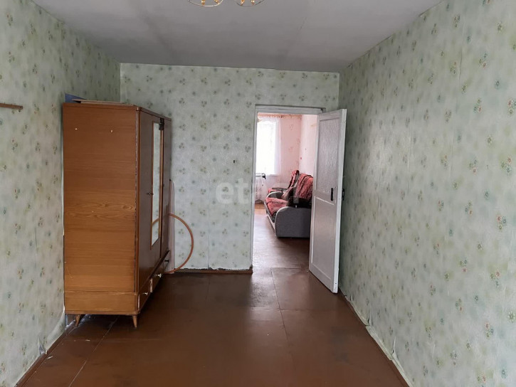 3-комн квартира Набережная, 1
