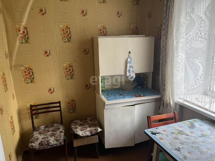 3-комн квартира Набережная, 1