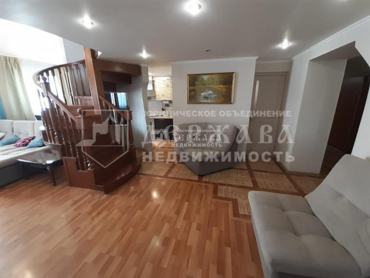4-комн квартира Щегловский переулок