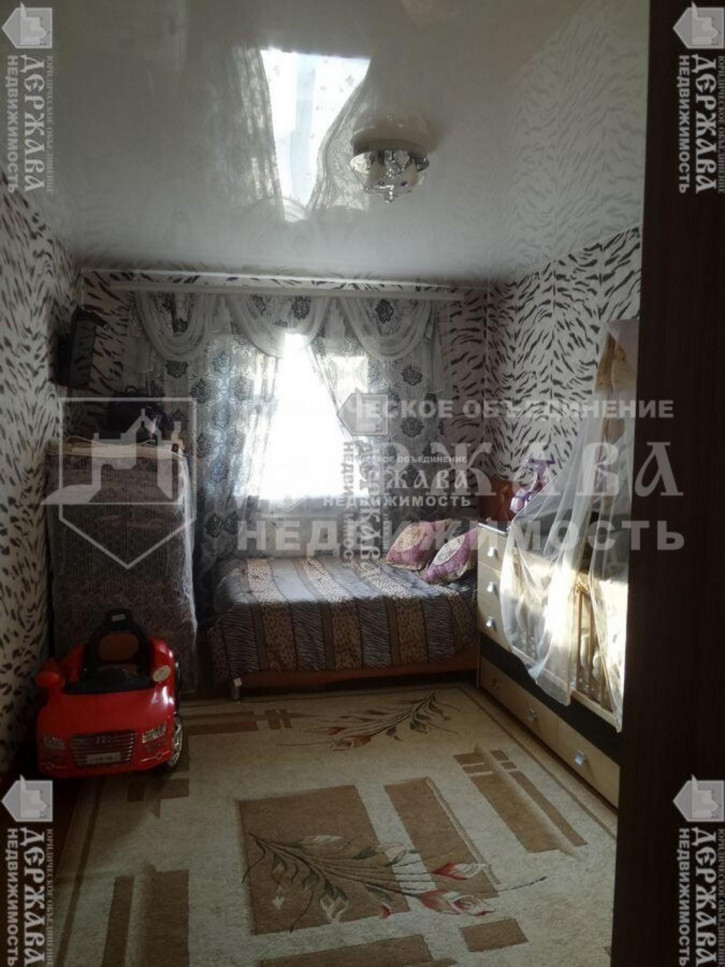 Коттедж/дом Асфальтная улица