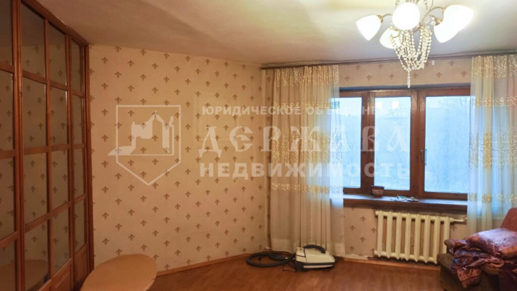 2-комн квартира Красная улица
