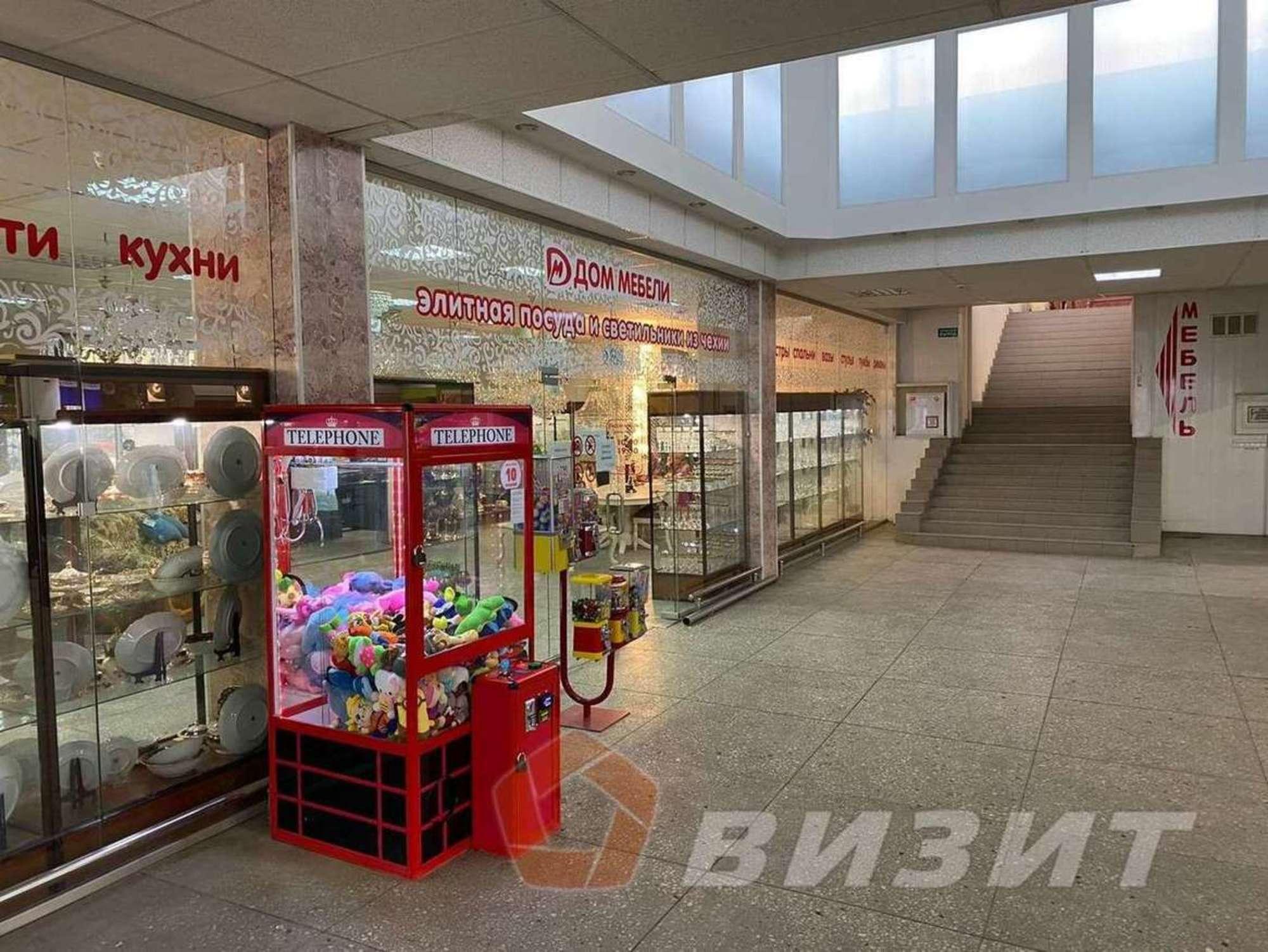 Сдать торговое помещение за 246 000 рублей на Тухачевского улица, 233