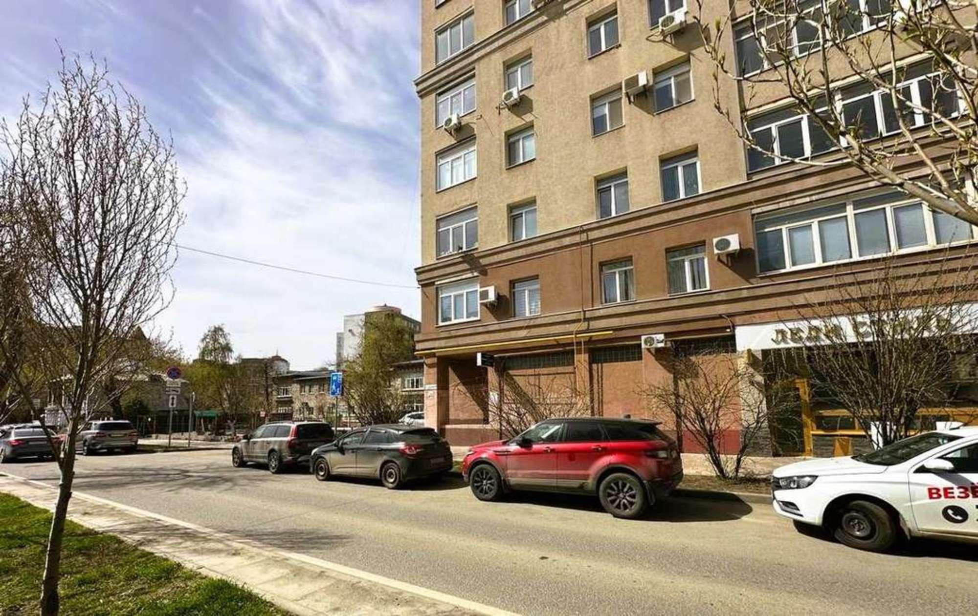 Сдать торговое помещение за 70 000 рублей на Ленинская улица, 224