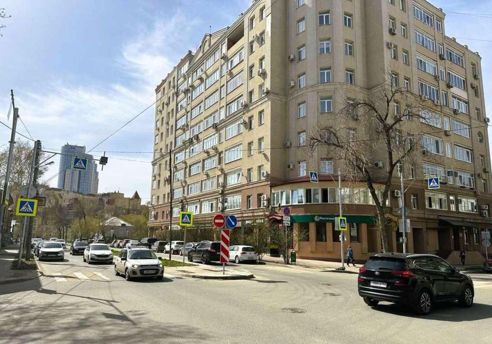 Сдать торговое помещение за 70 000 рублей на Ленинская улица, 224