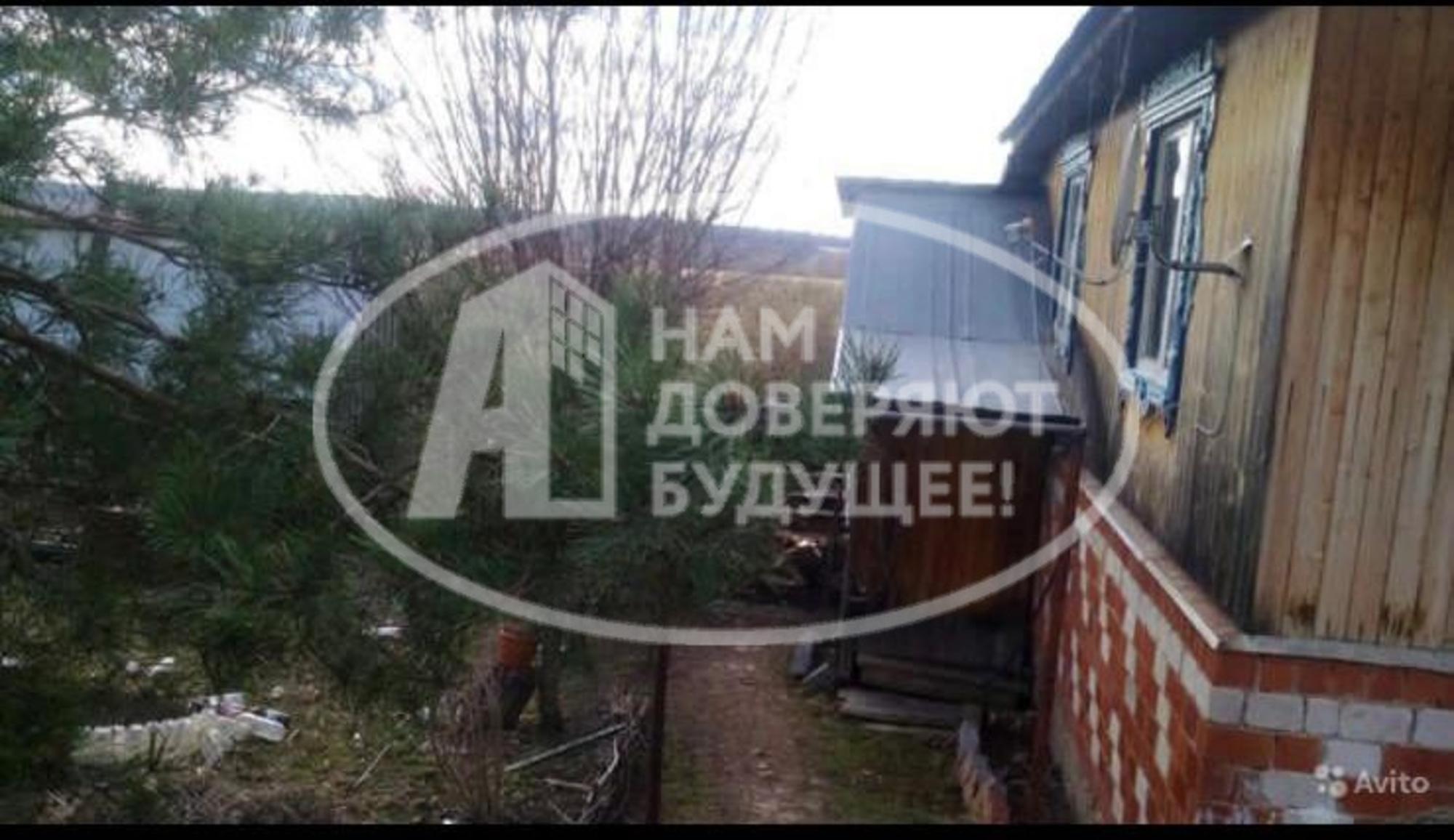 Купить дачу, дом, коттедж за 600 000 рублей на Садовая улица