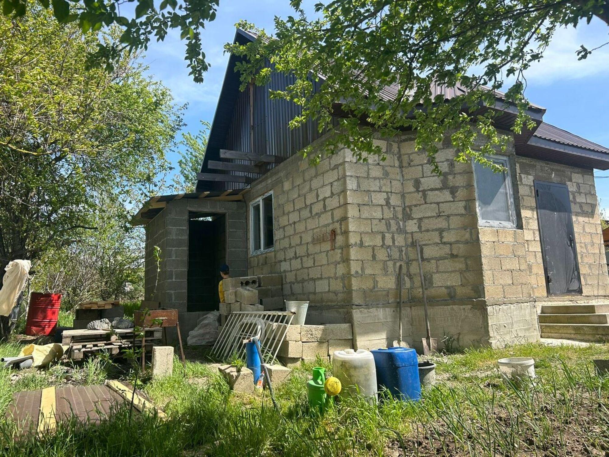 Купить дачу, дом, коттедж за 3 700 000 рублей на Зелёная улица