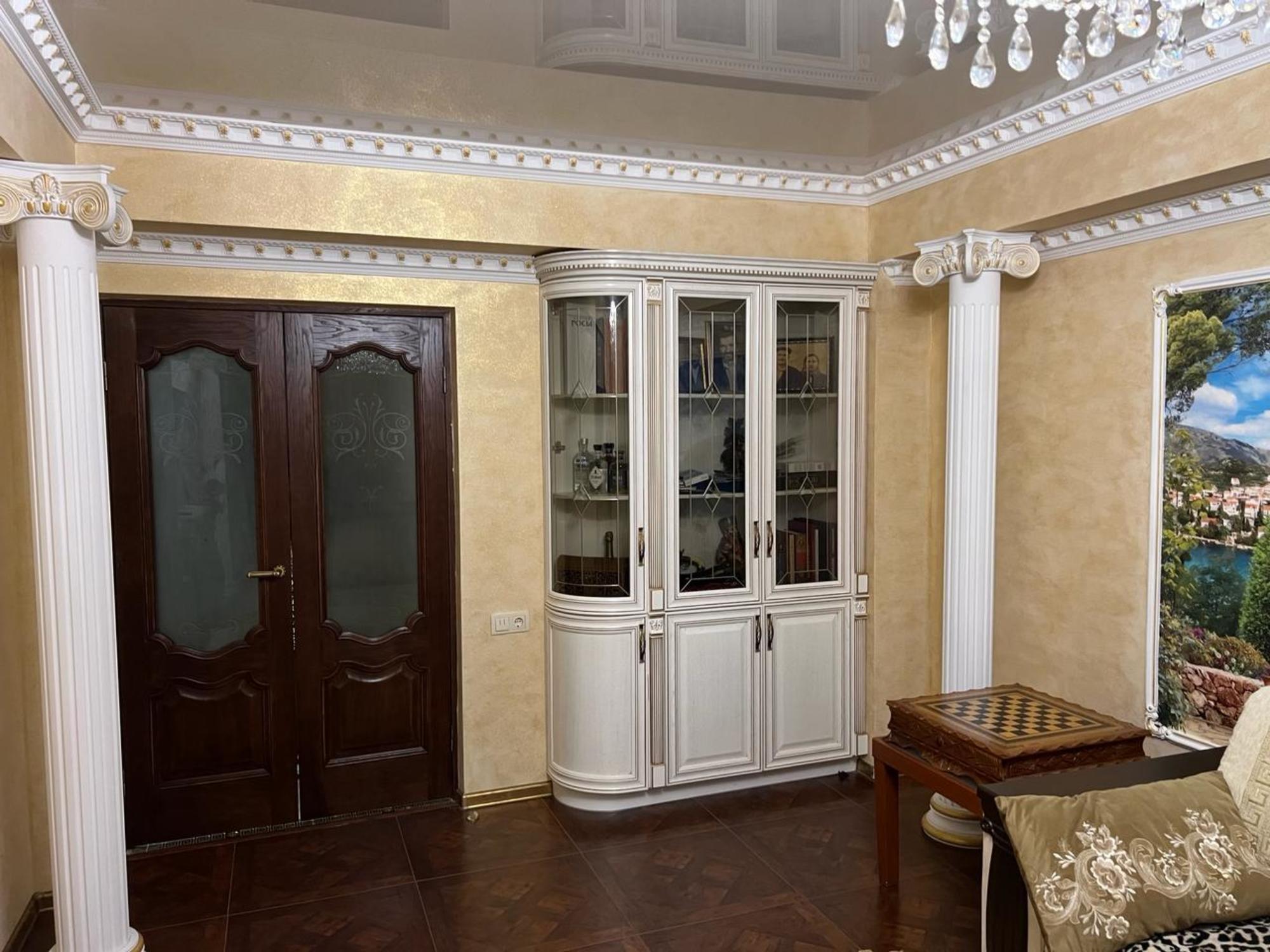 Купить квартиру за 15 700 000 рублей на улица Толстого, 111А