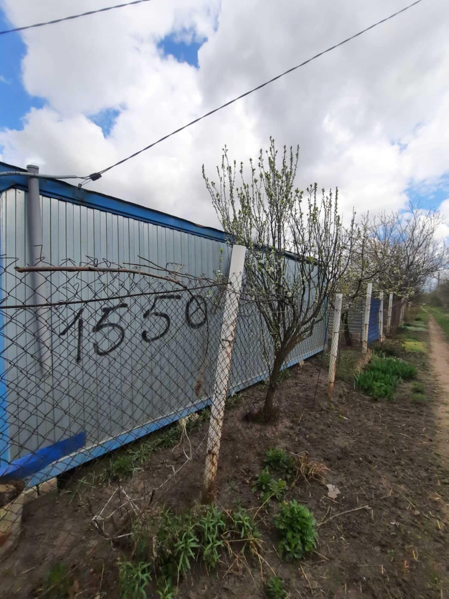 Купить дачу, дом, коттедж за 450 000 рублей на Лавсан тер. СНТ