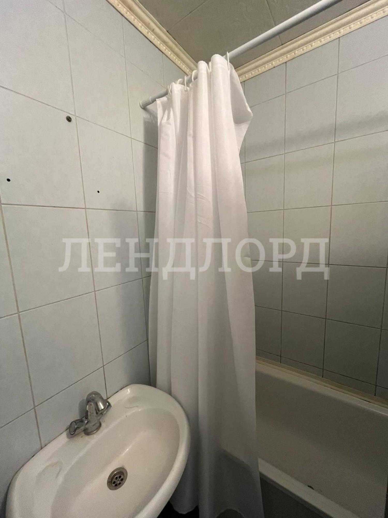 Купить квартиру за 3 560 000 рублей на Коммунистический проспект, 27