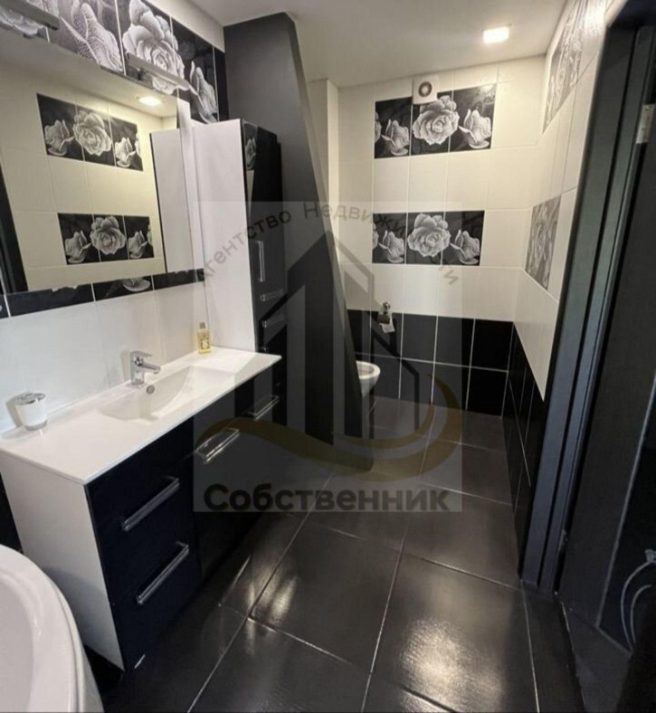2-комн квартира 25 Января ул, 14а