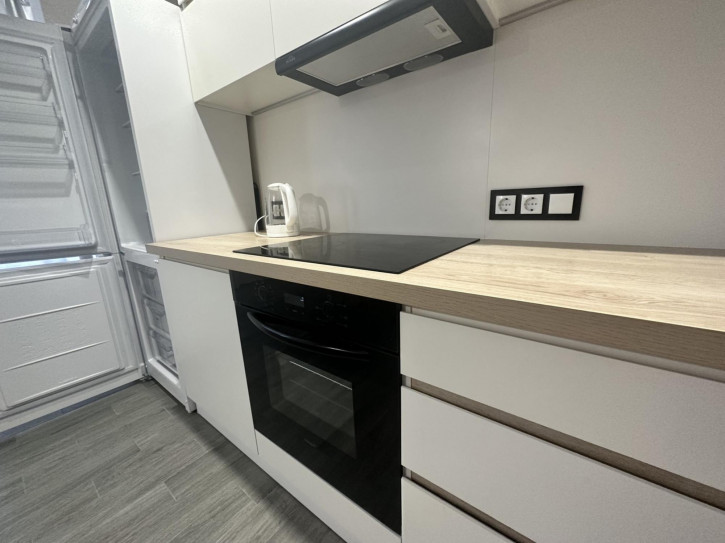 2-комн квартира улица Крылова, 13к3