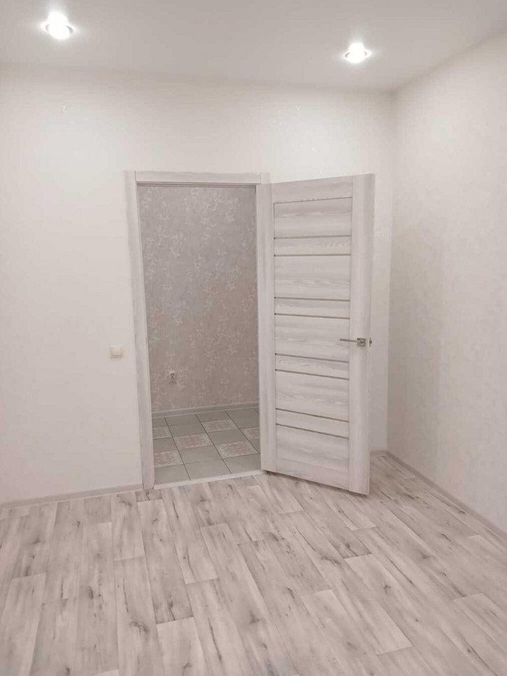 2-комн квартира улица Омелькова, 93