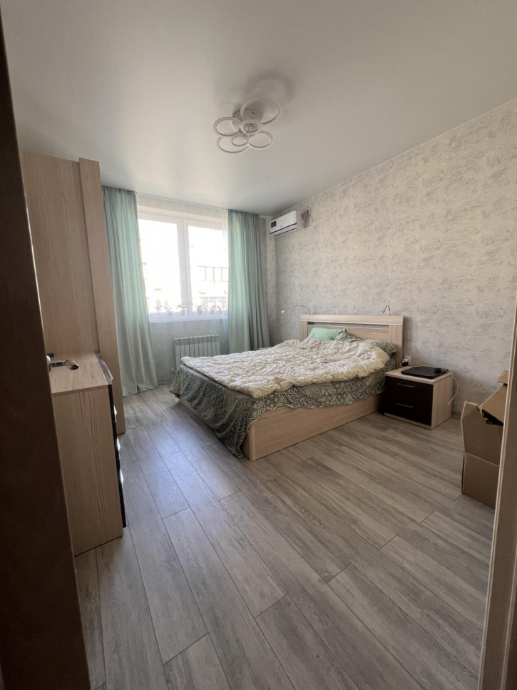 2-комн квартира улица Поликарпова, 2к13
