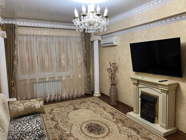 2-комн квартира улица Толстого, 111А