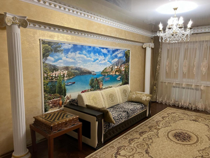 2-комн квартира улица Толстого, 111А