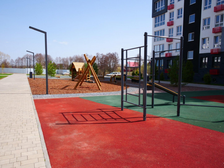 2-комн квартира в новом доме улица Ивана Спатара