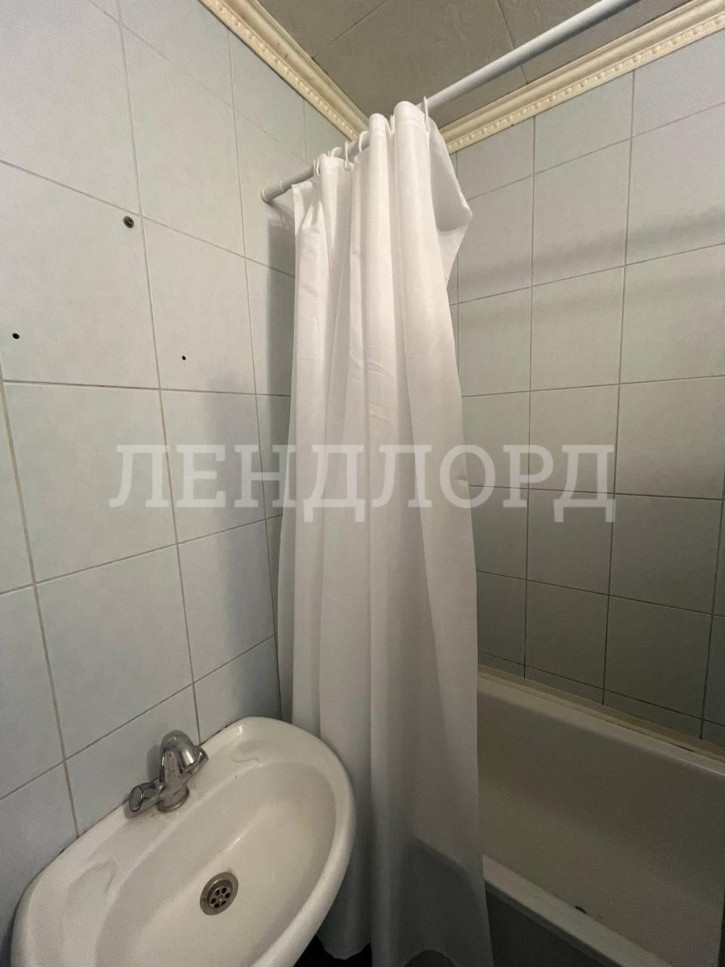 1-комн квартира Коммунистический проспект, 27