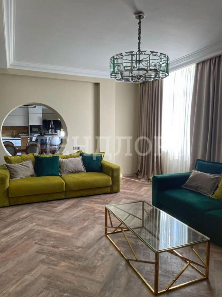 4-комн квартира Ульяновская улица, 50