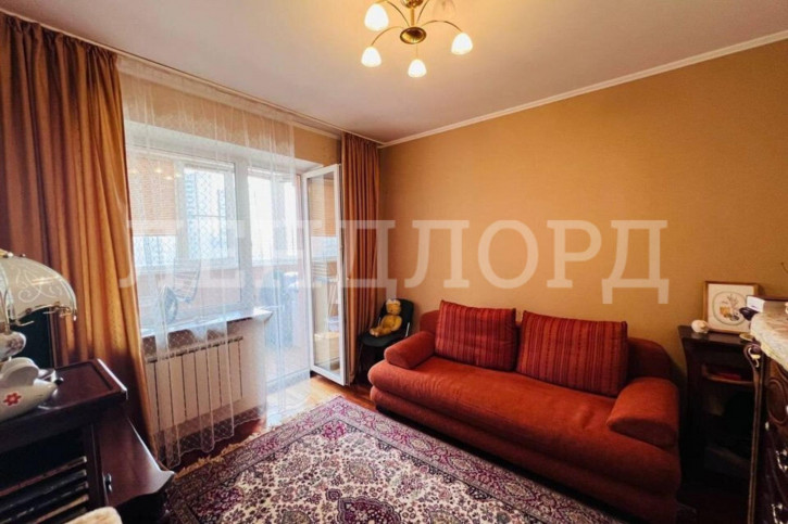 4-комн квартира улица Ерёменко, 56/7