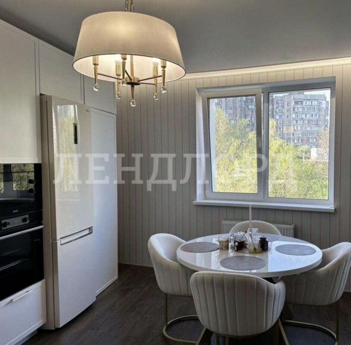 3-комн квартира Береговая улица, 73с1