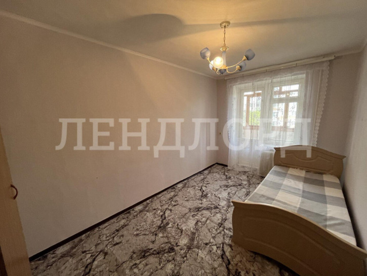 2-комн квартира проспект 40-летия Победы, 73/15