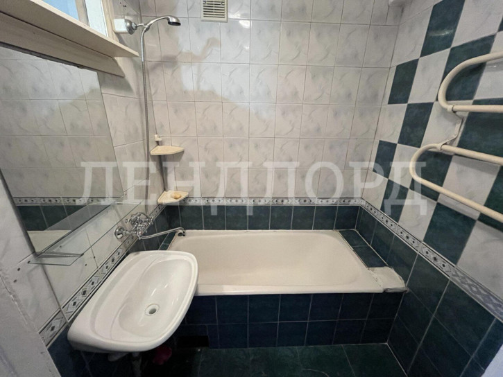 2-комн квартира проспект 40-летия Победы, 73/15