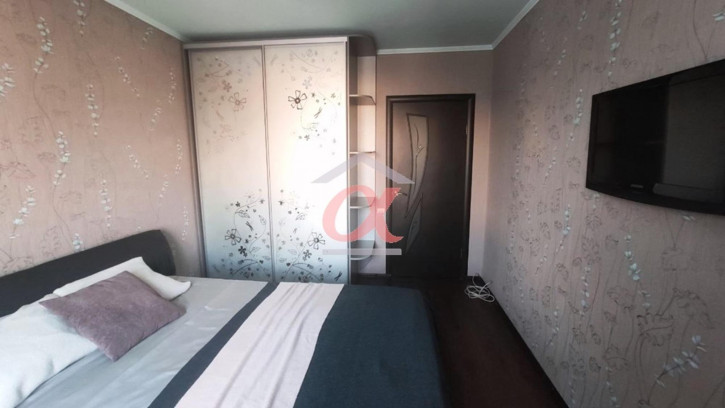 3-комн квартира Ленина проспект, 150б