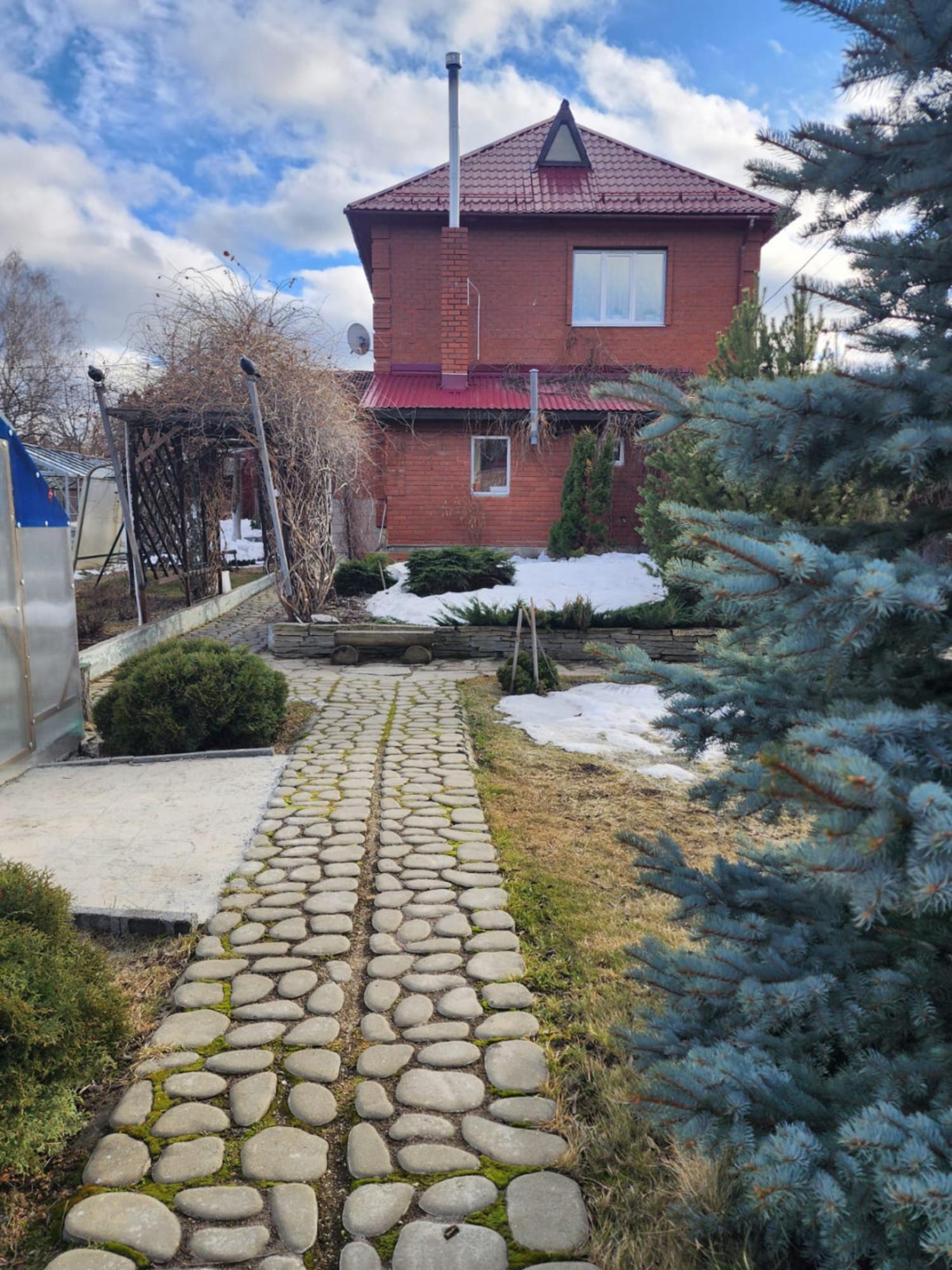 Купить дачу, дом, коттедж за 12 500 000 рублей на Дзержинского ул.