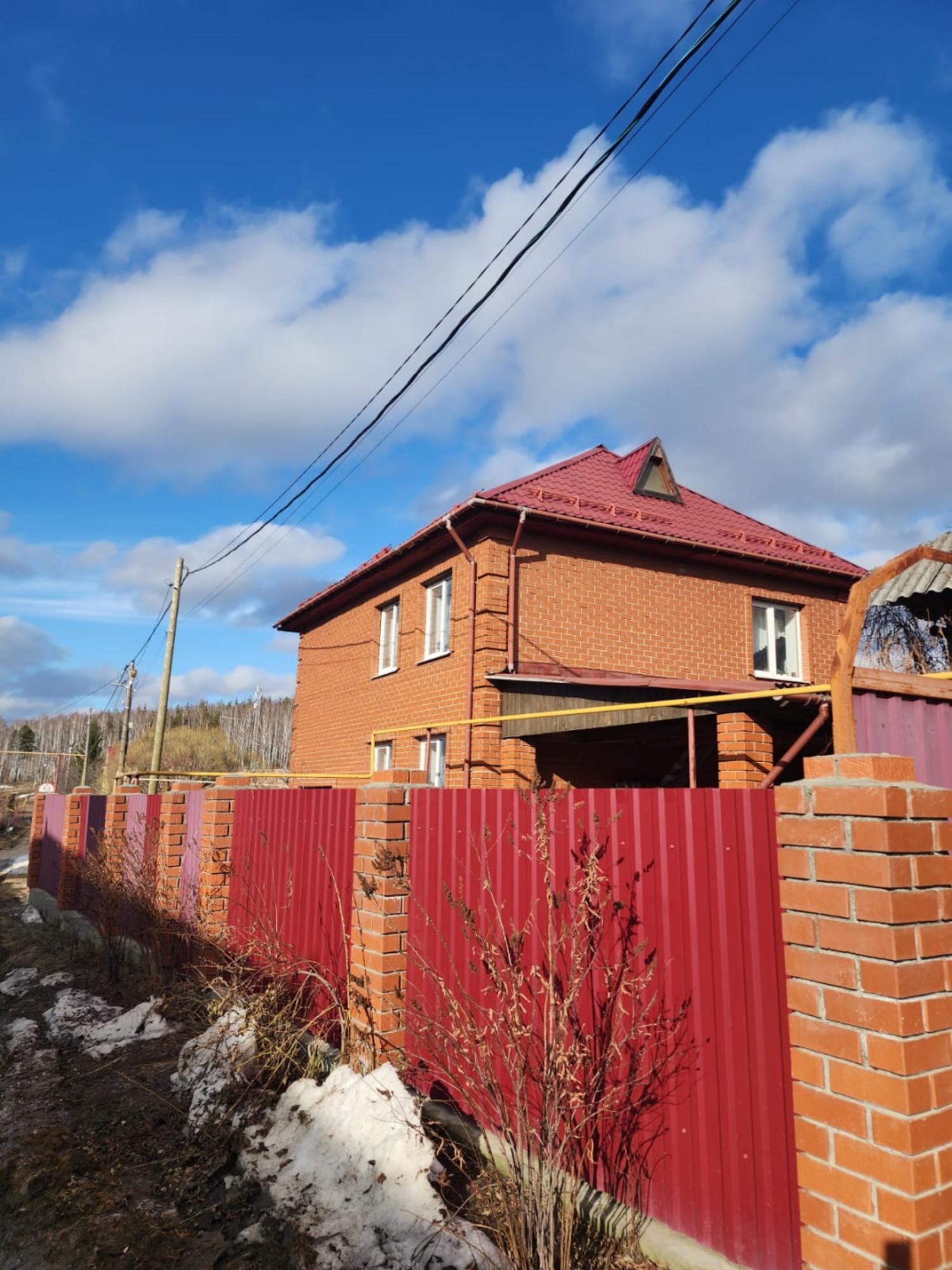 Купить дачу, дом, коттедж за 12 500 000 рублей на Дзержинского ул.